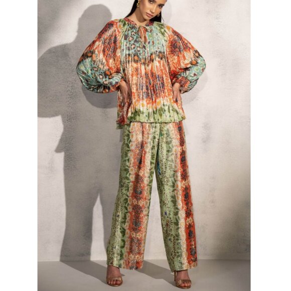 Ranna Gill Women's Orange & Green Shimmer Alani Top & Bottom Set Size Small - Picture 2 of 6